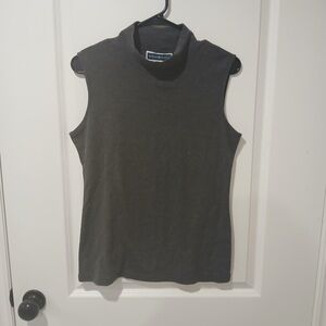 ⭐️ Karen Scott Dark Gray Sleeveless Turtleneck Top size medium